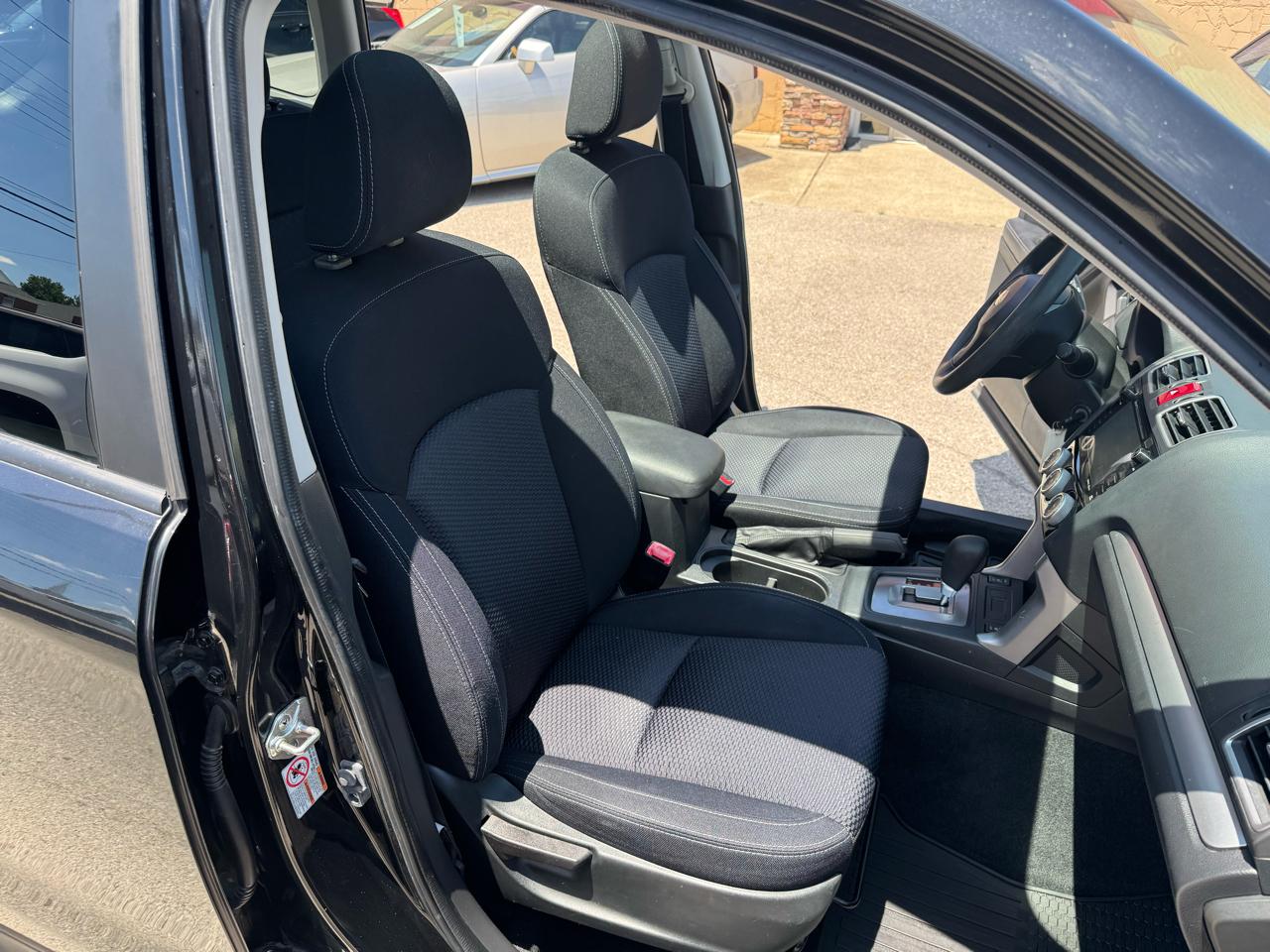 Subaru Forester 2.5i Premium PZEV CVT 2016