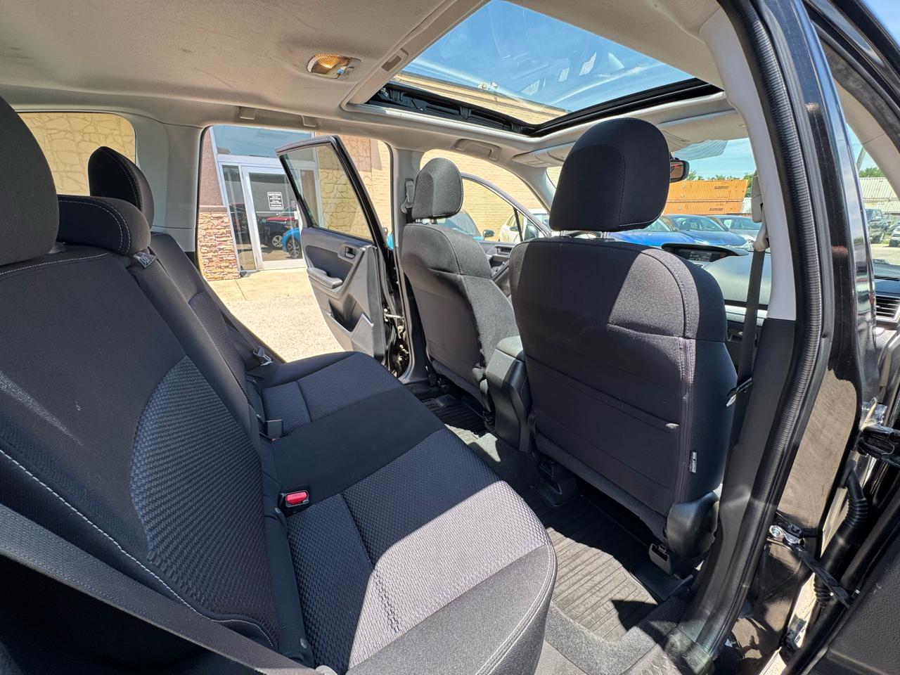 Subaru Forester 2.5i Premium PZEV CVT 2016