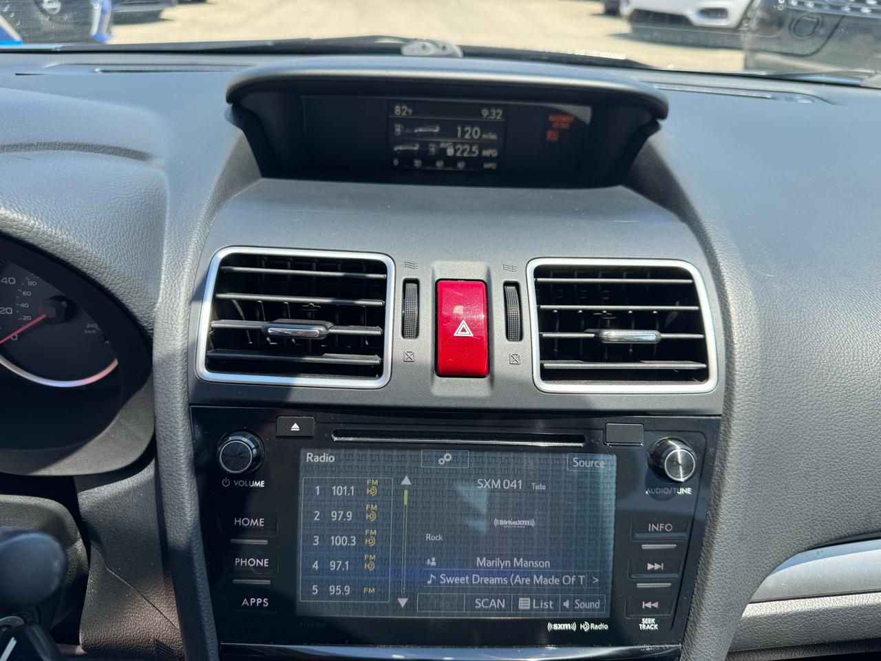 Subaru Forester 2.5i Premium PZEV CVT 2016