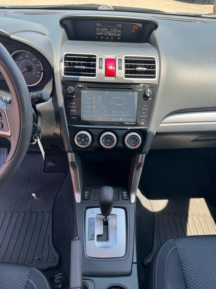 Subaru Forester 2.5i Premium PZEV CVT 2016