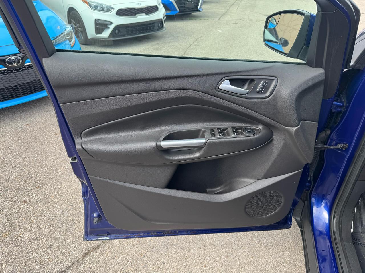 Ford Escape SE FWD 2015