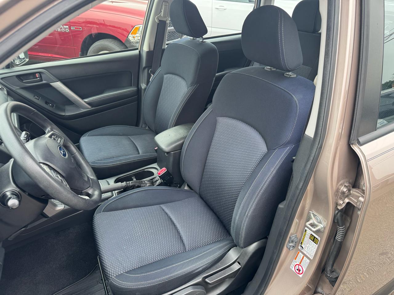 Subaru Forester 2.5i Premium PZEV CVT 2016