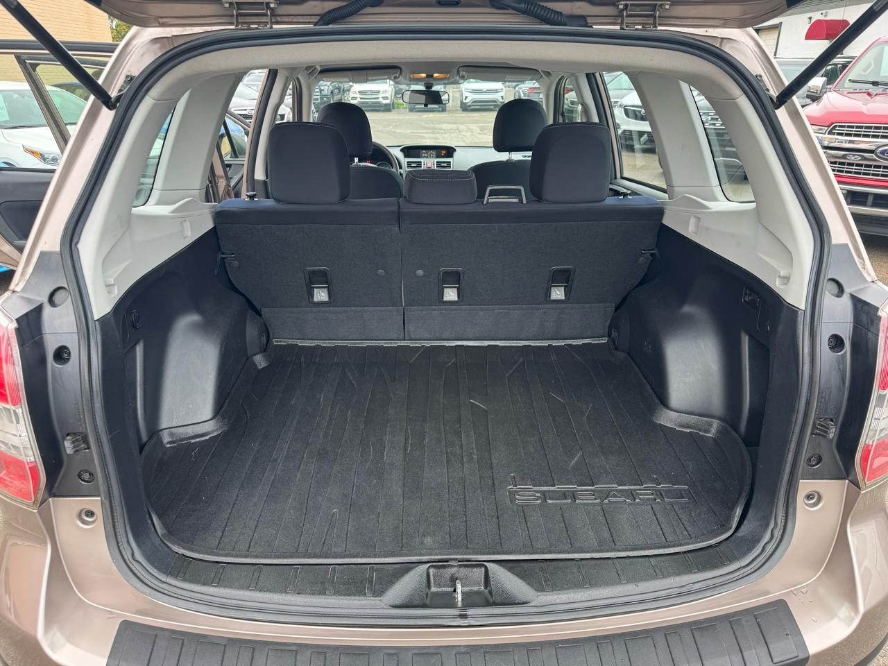 Subaru Forester 2.5i Premium PZEV CVT 2016
