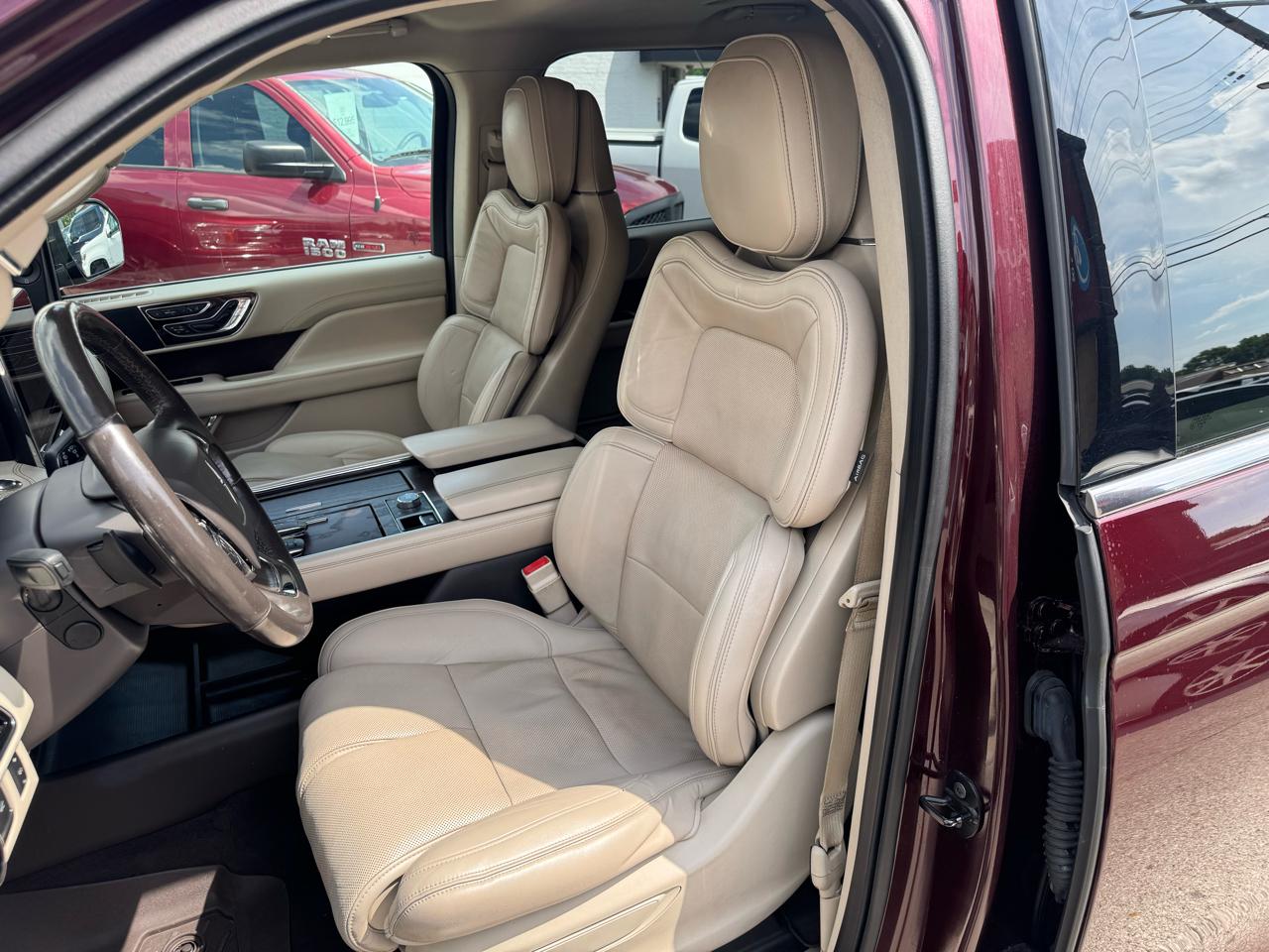Lincoln Navigator Select 4WD 2018