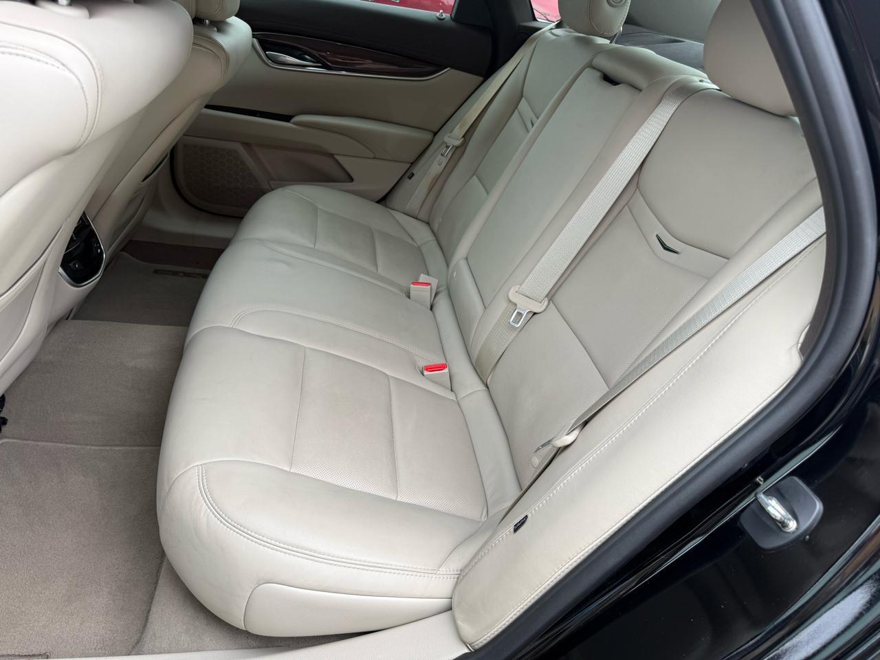 Cadillac XTS Luxury AWD 2014