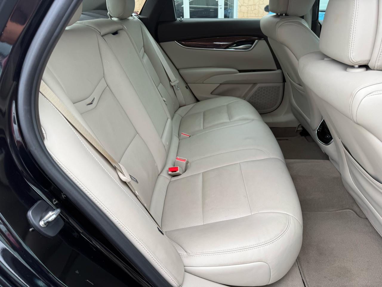 Cadillac XTS Luxury AWD 2014