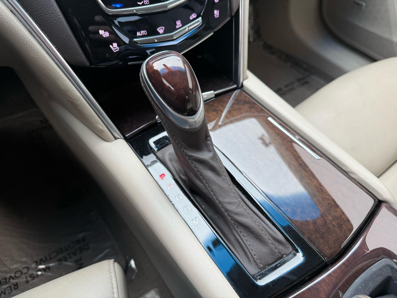 Cadillac XTS Luxury AWD 2014