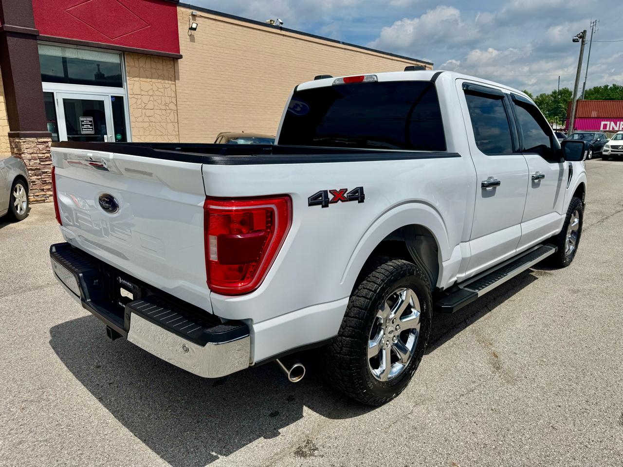 Ford F-150 XLT SuperCrew 5.5-ft. Bed 4WD 2022