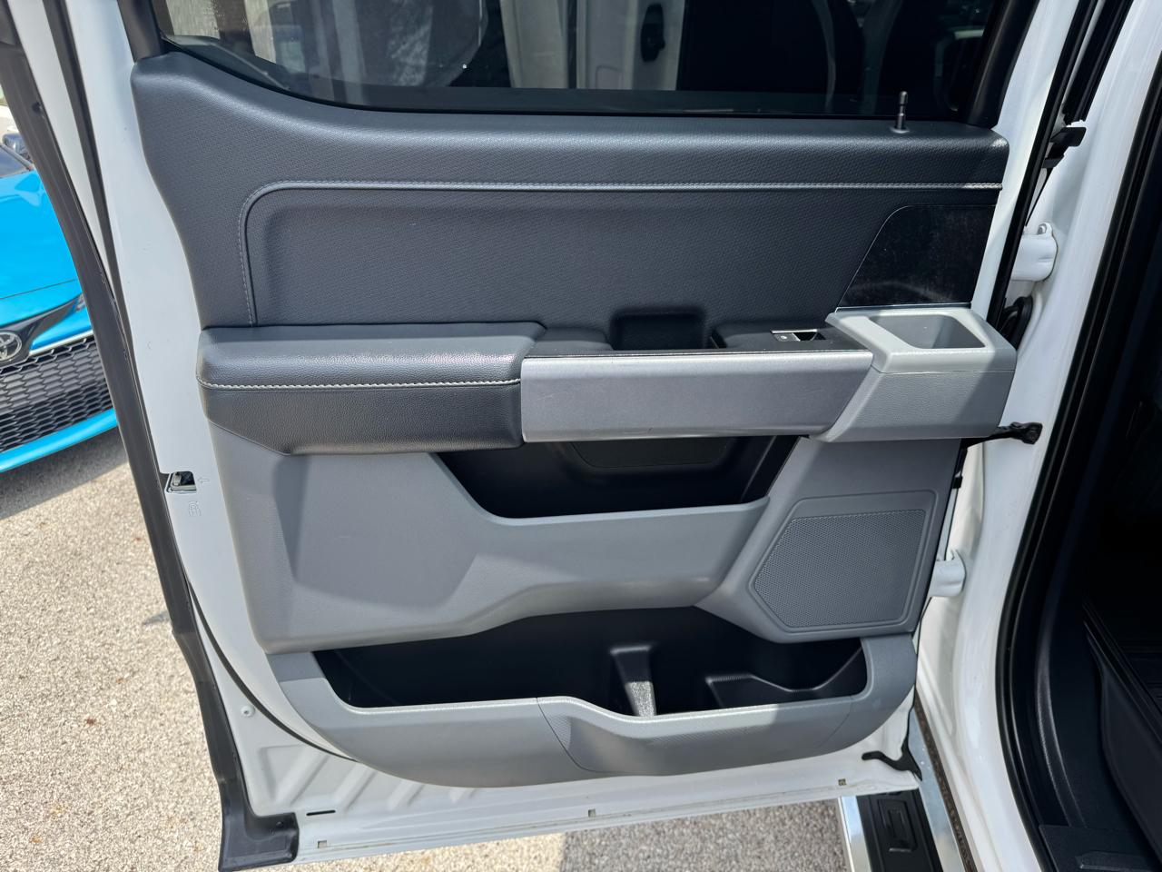 Ford F-150 XLT SuperCrew 5.5-ft. Bed 4WD 2022