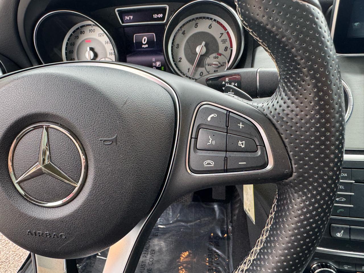 Mercedes-Benz CLA-Class CLA250 4MATIC 2015