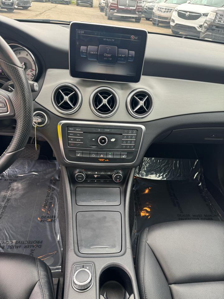Mercedes-Benz CLA-Class CLA250 4MATIC 2015