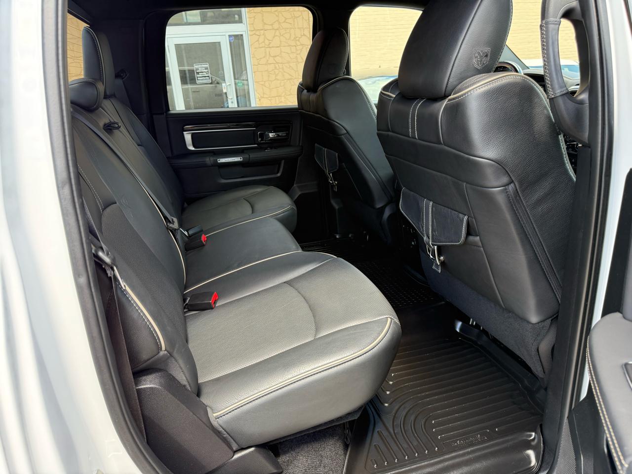 RAM 1500 Longhorn Crew Cab SWB 4WD 2016