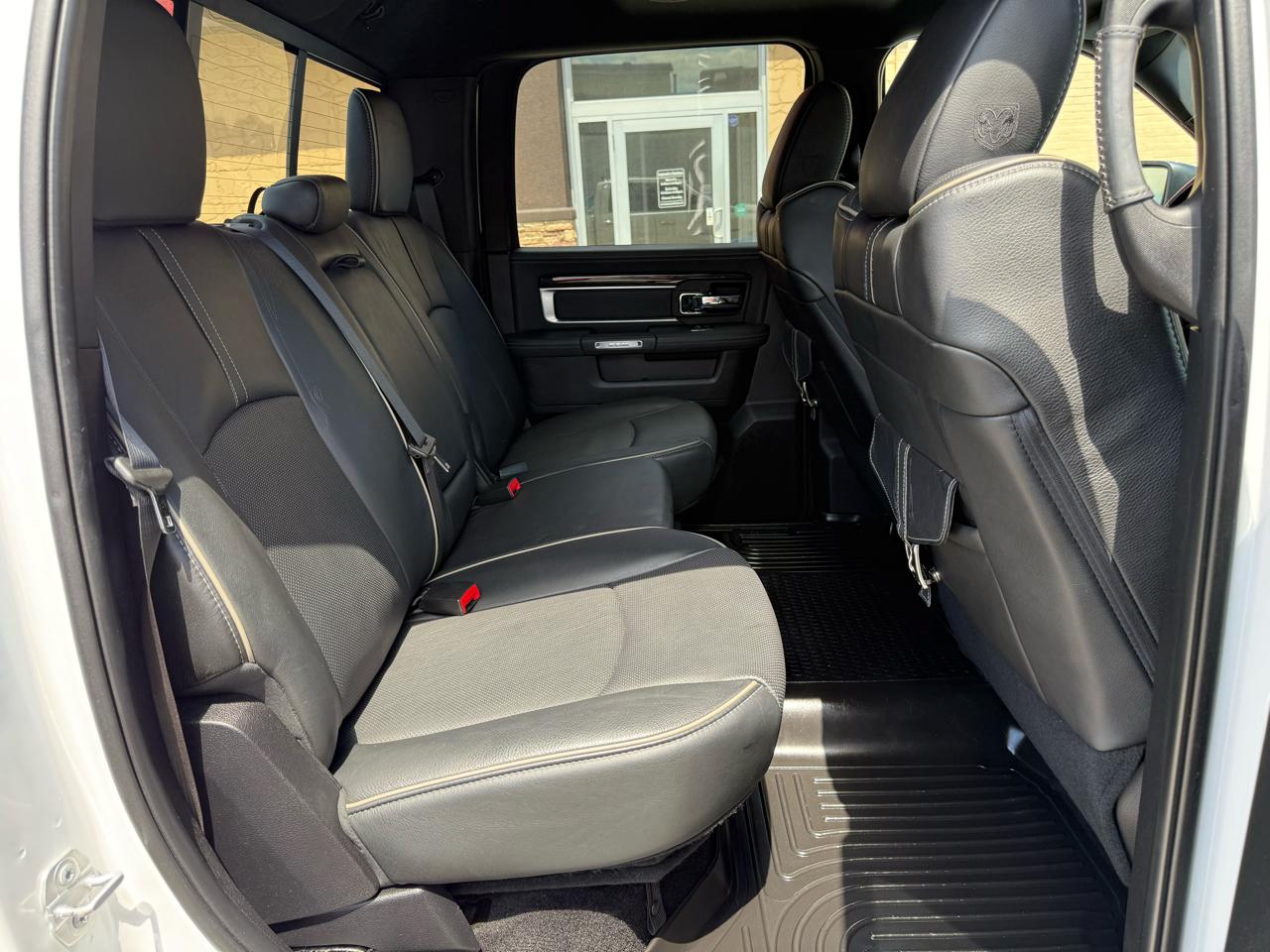 RAM 1500 Longhorn Crew Cab SWB 4WD 2016