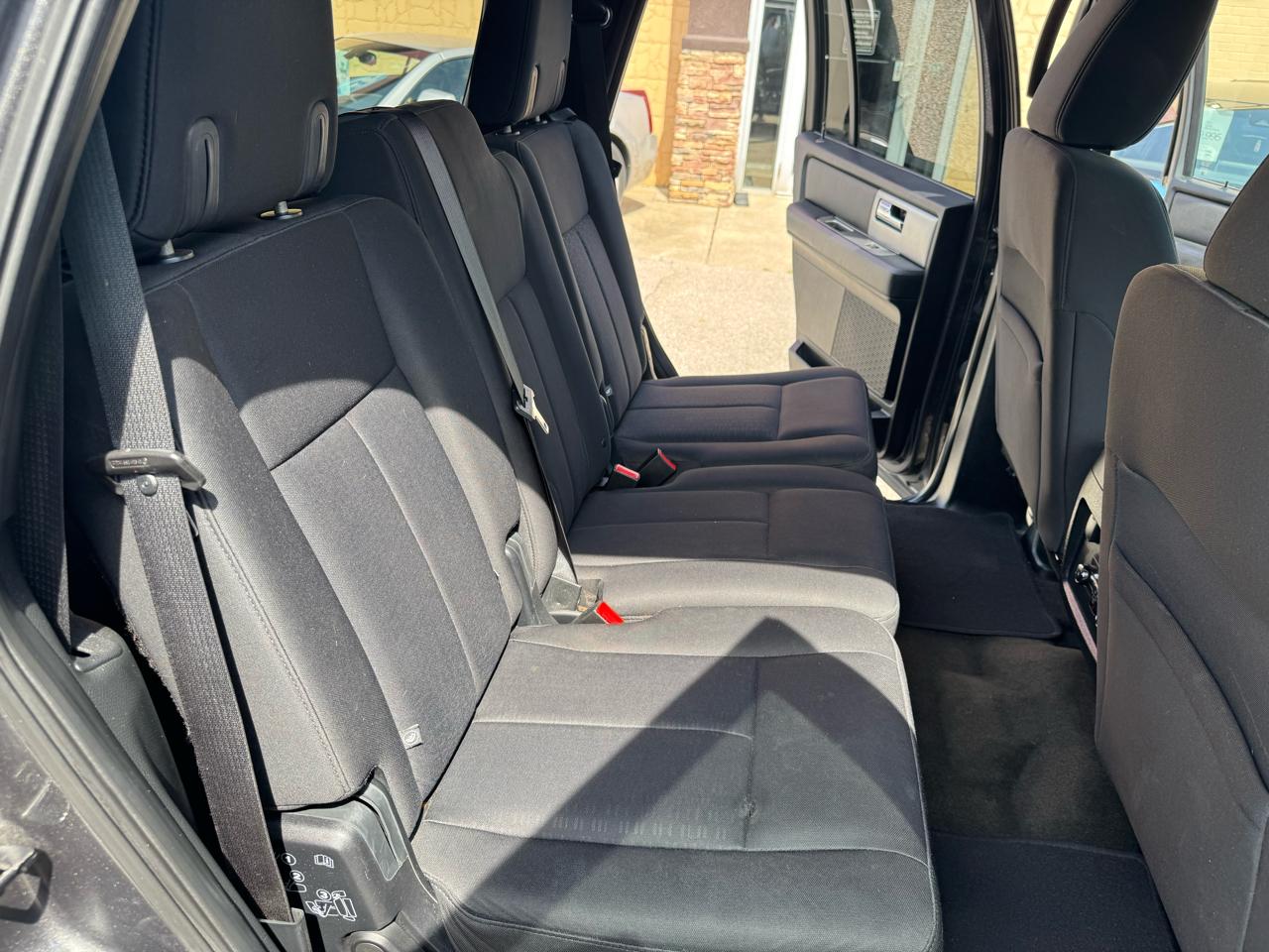 Ford Expedition XLT 4WD 2017