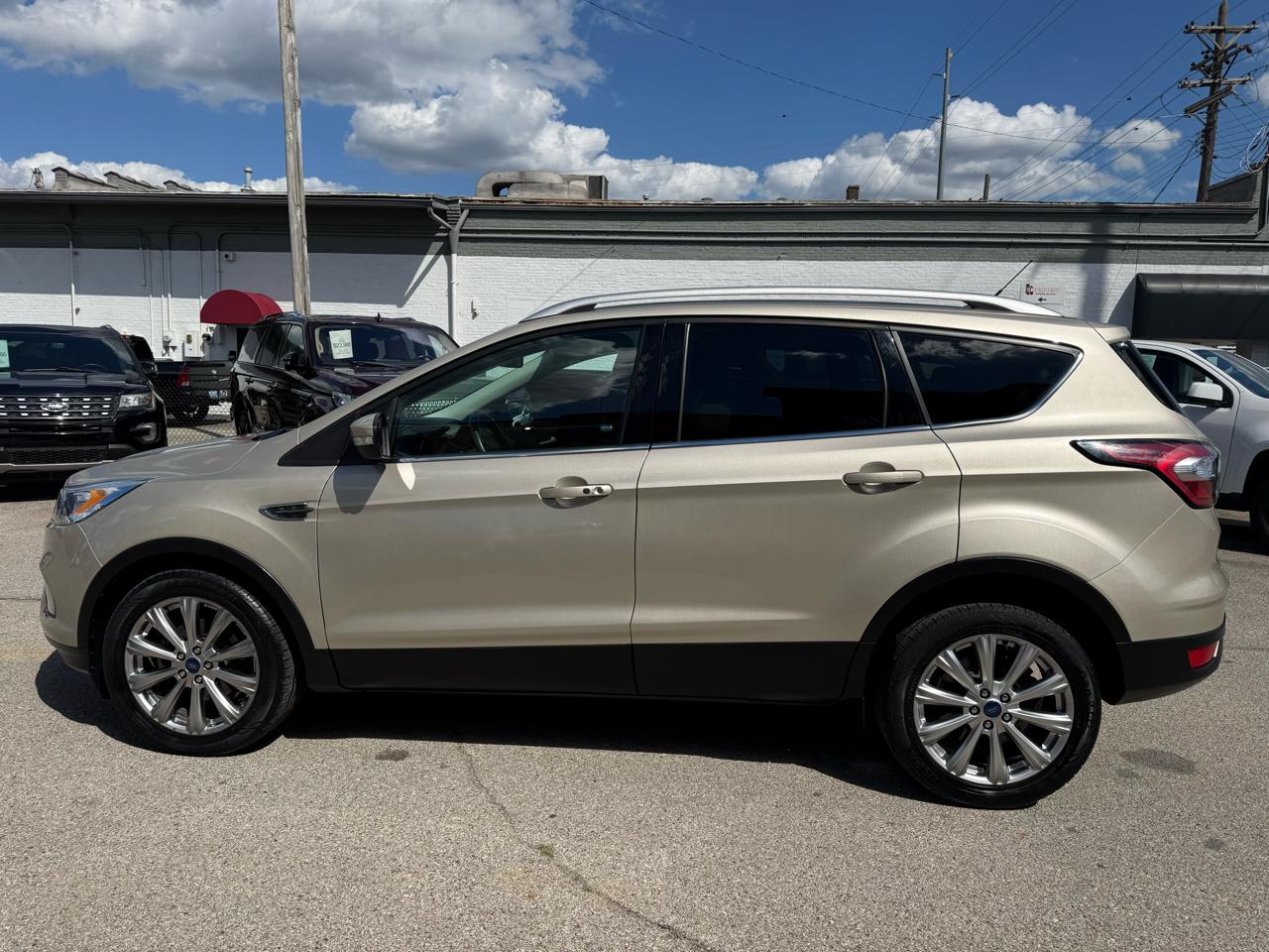 Ford Escape Titanium FWD 2017