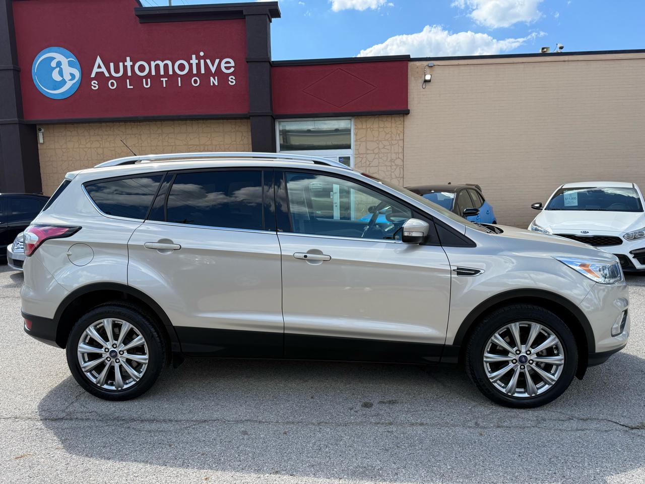 Ford Escape Titanium FWD 2017