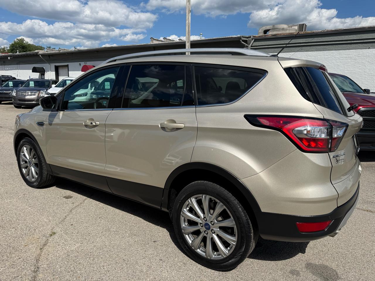 Ford Escape Titanium FWD 2017