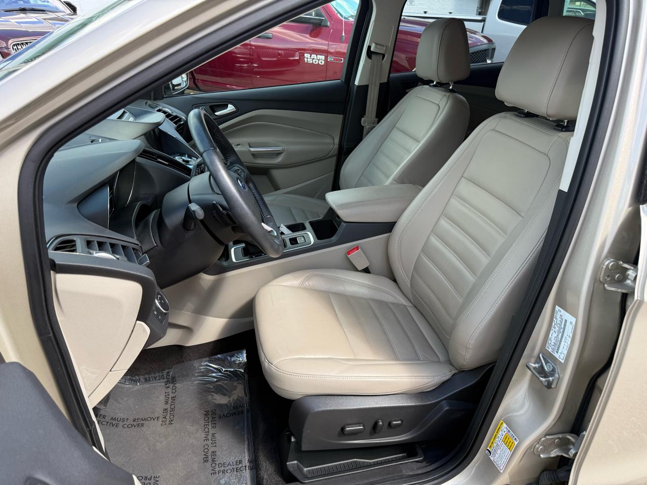 Ford Escape Titanium FWD 2017