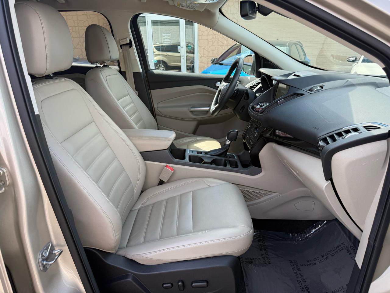 Ford Escape Titanium FWD 2017