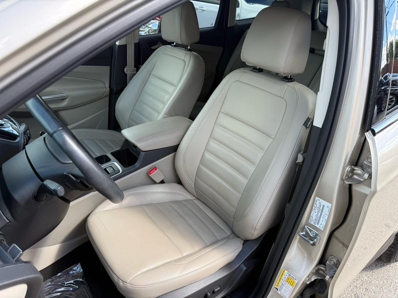 Ford Escape Titanium FWD 2017