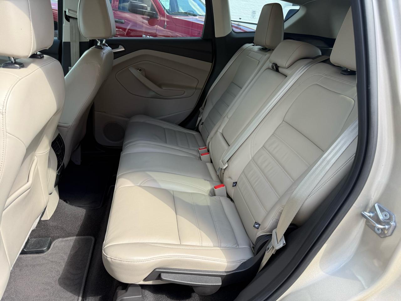 Ford Escape Titanium FWD 2017