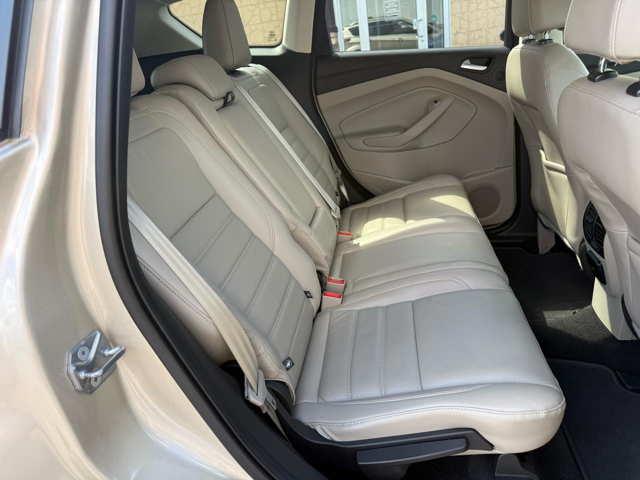 Ford Escape Titanium FWD 2017