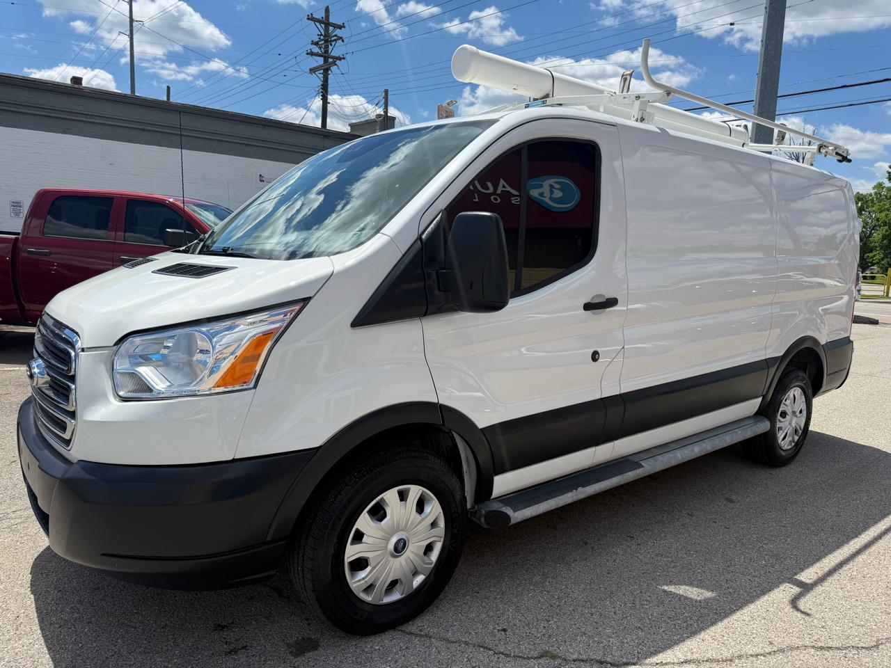 Ford Transit 250 Van Low Roof w/Sliding Pass. 130-in. WB 2019