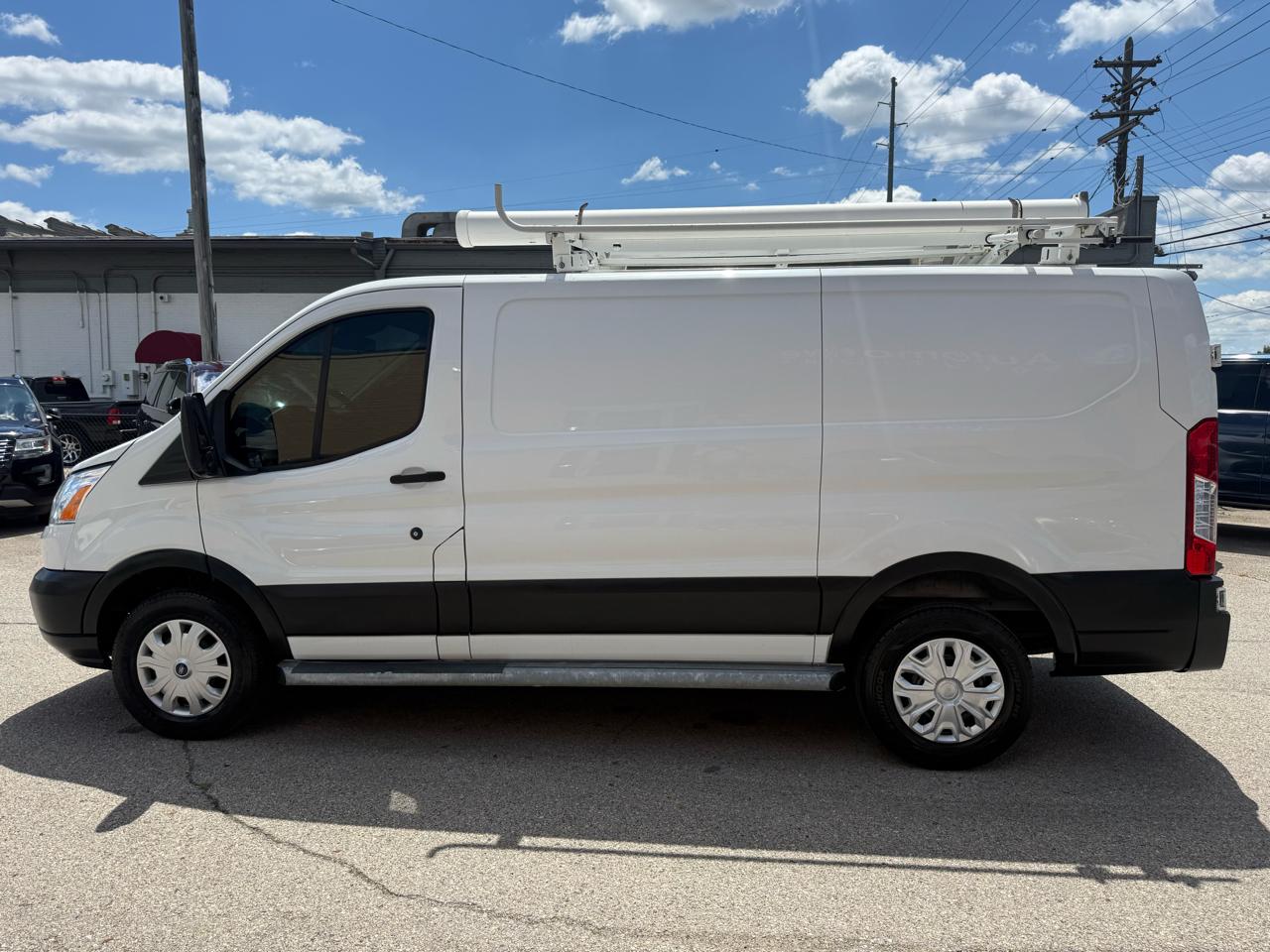 Ford Transit 250 Van Low Roof w/Sliding Pass. 130-in. WB 2019