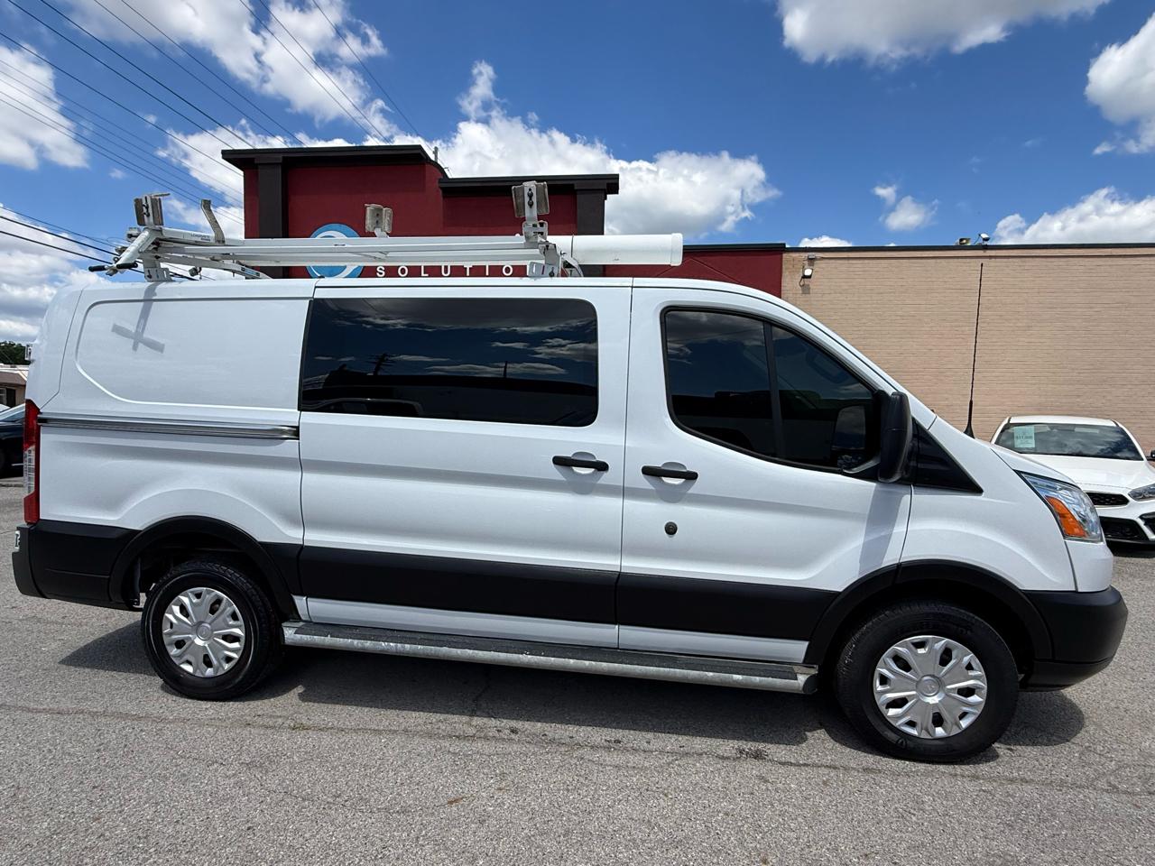 Ford Transit 250 Van Low Roof w/Sliding Pass. 130-in. WB 2019