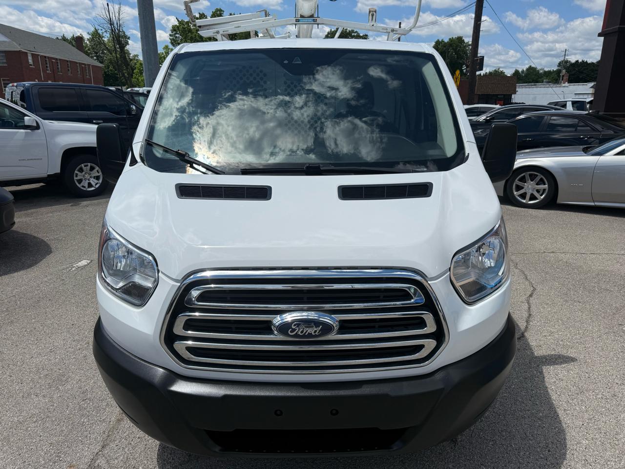 Ford Transit 250 Van Low Roof w/Sliding Pass. 130-in. WB 2019
