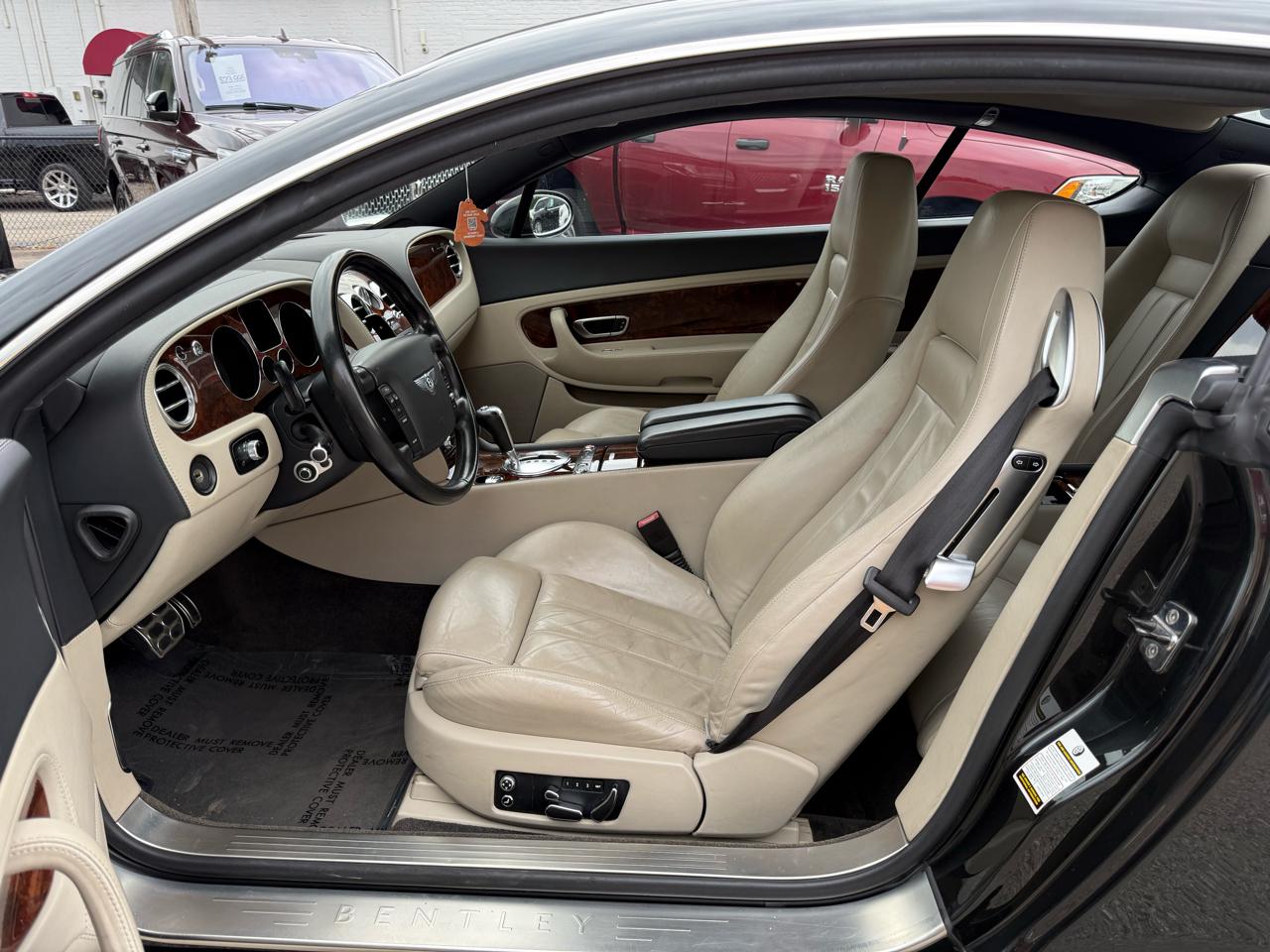 Bentley Continental GT Coupe 2005