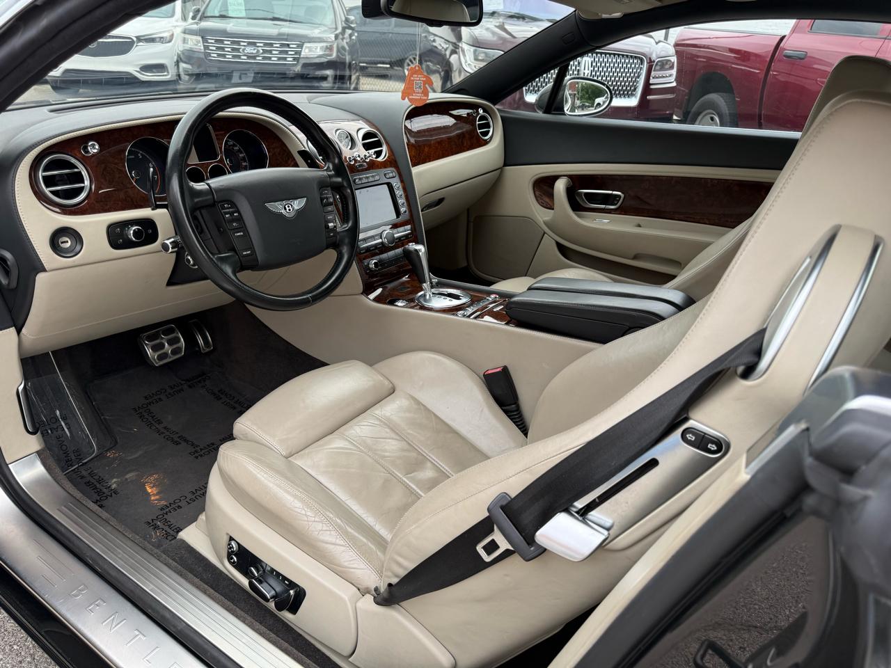 Bentley Continental GT Coupe 2005