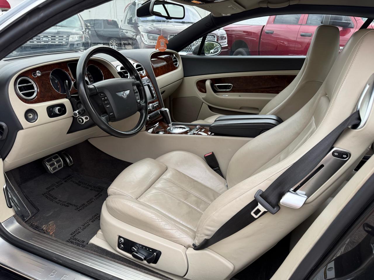 Bentley Continental GT Coupe 2005