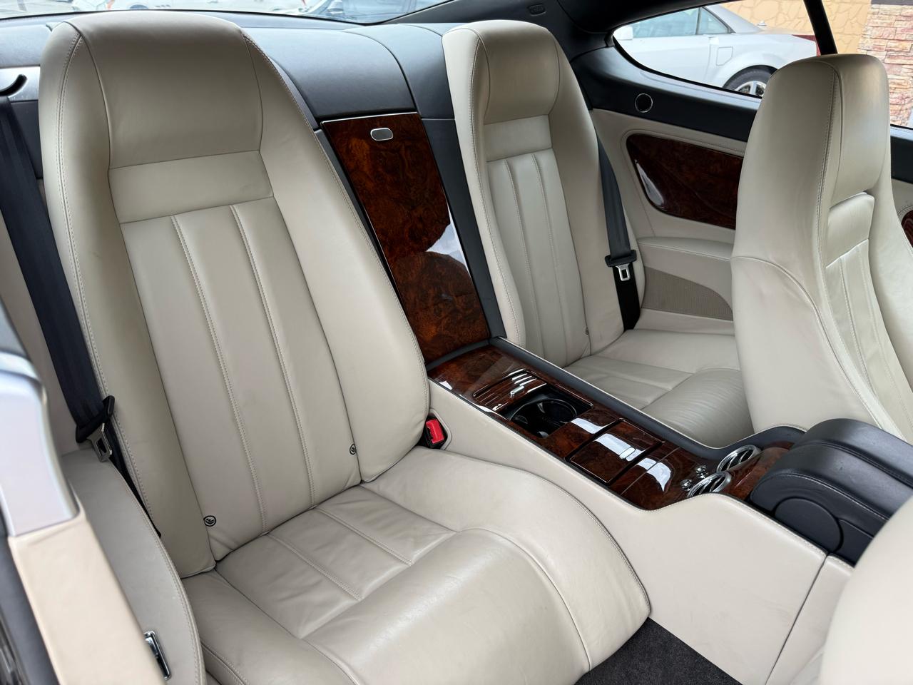 Bentley Continental GT Coupe 2005