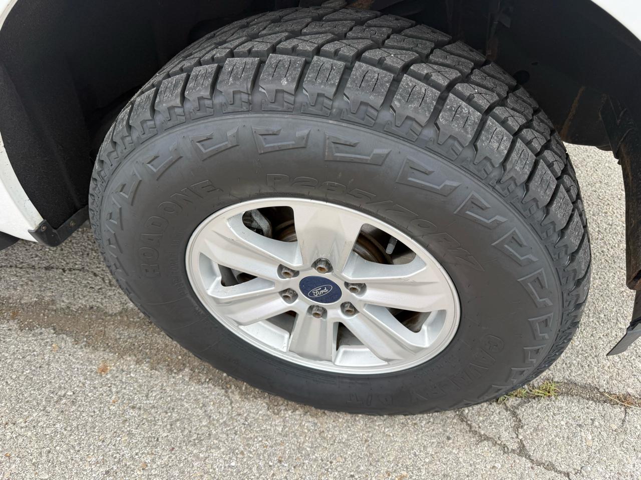 Ford F-150 XL SuperCrew 5.5-ft. Bed 4WD 2019