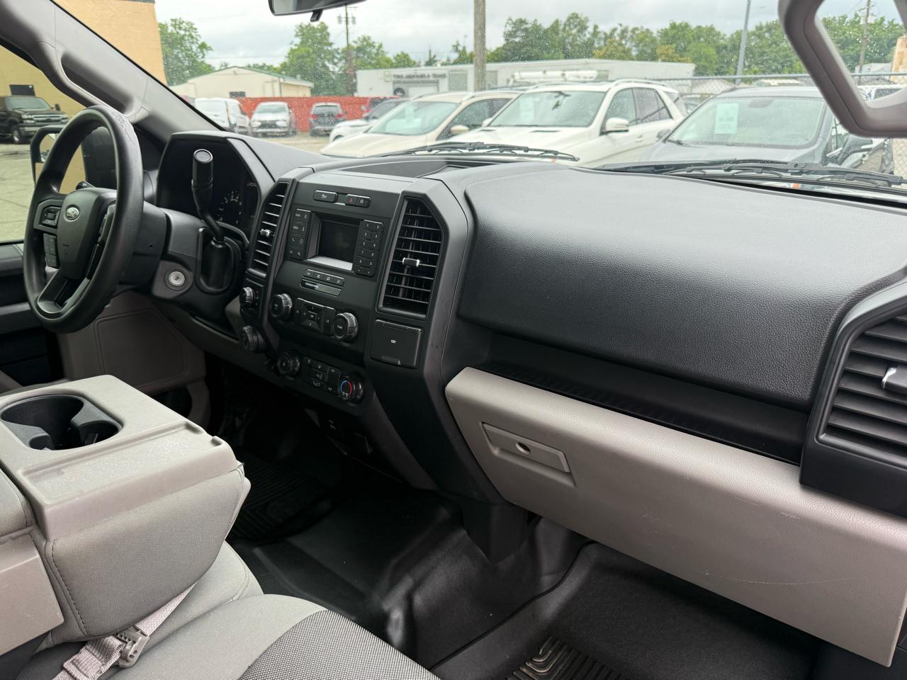 Ford F-150 XL SuperCrew 5.5-ft. Bed 4WD 2019