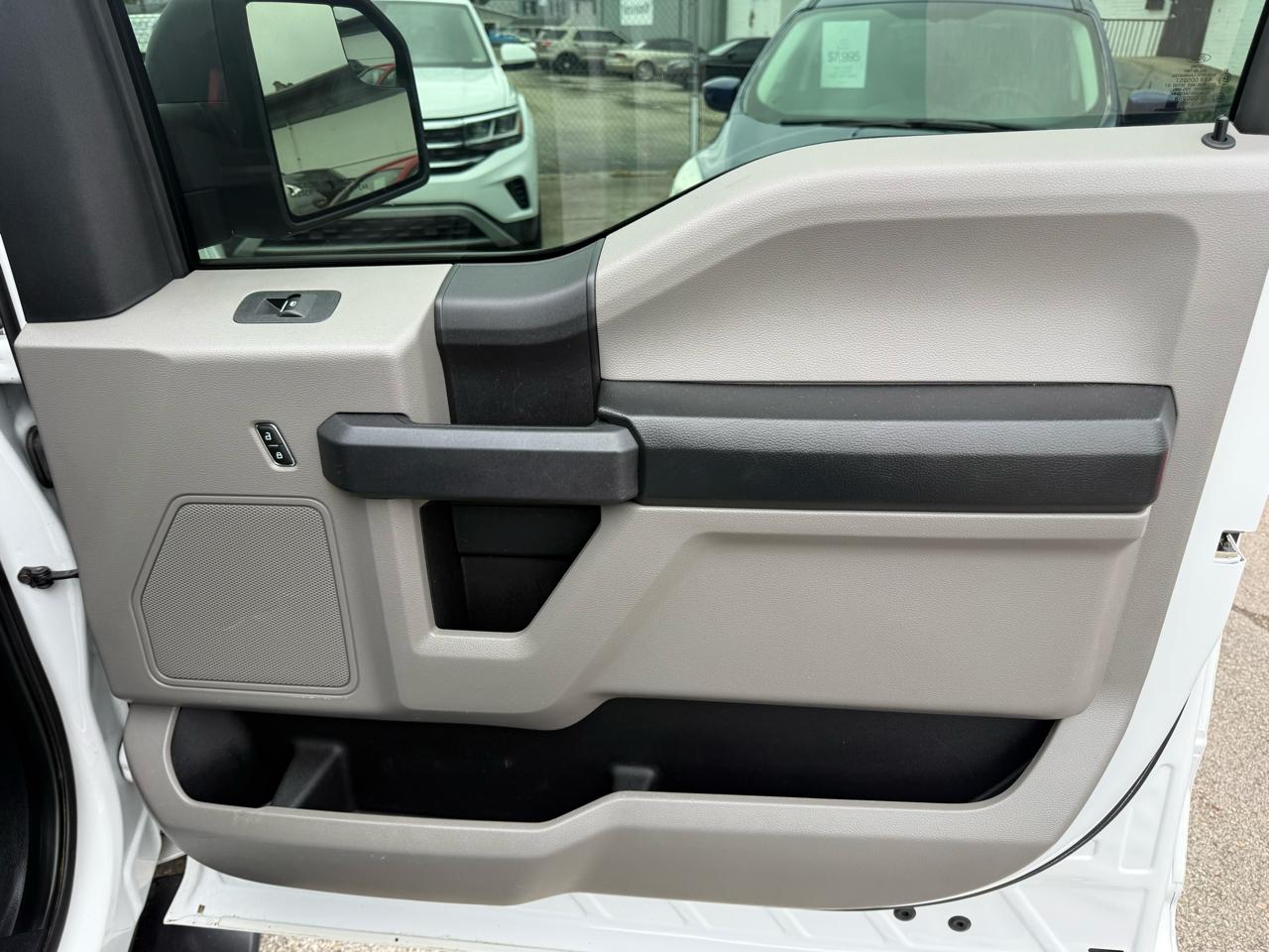 Ford F-150 XL SuperCrew 5.5-ft. Bed 4WD 2019