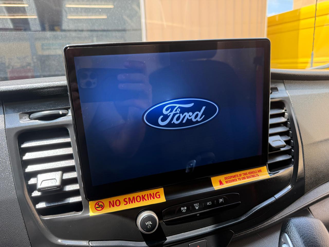 Ford Transit 250 Van High Roof w/Sliding Pass. 148-in. WB EL 2022