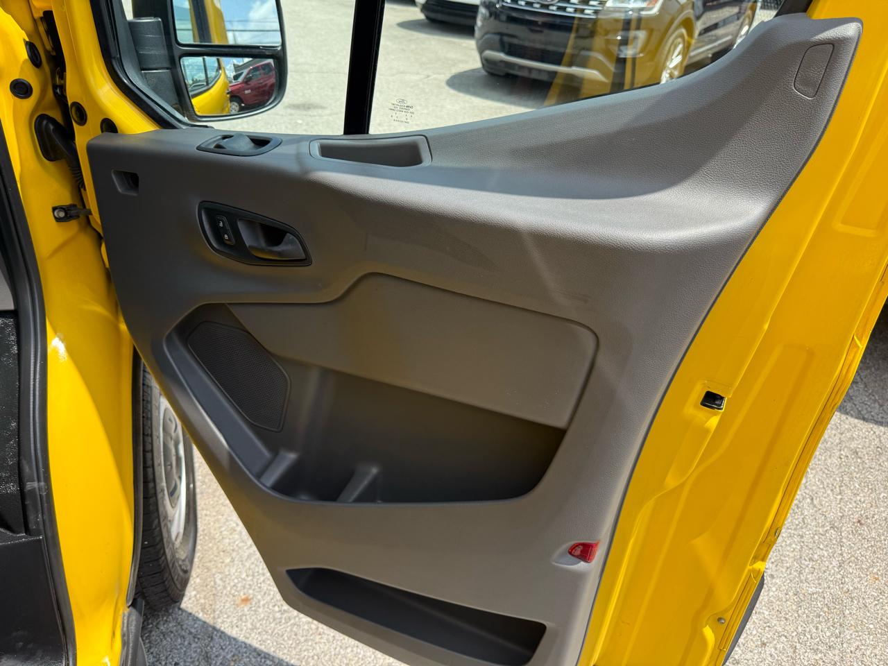 Ford Transit 250 Van High Roof w/Sliding Pass. 148-in. WB EL 2022
