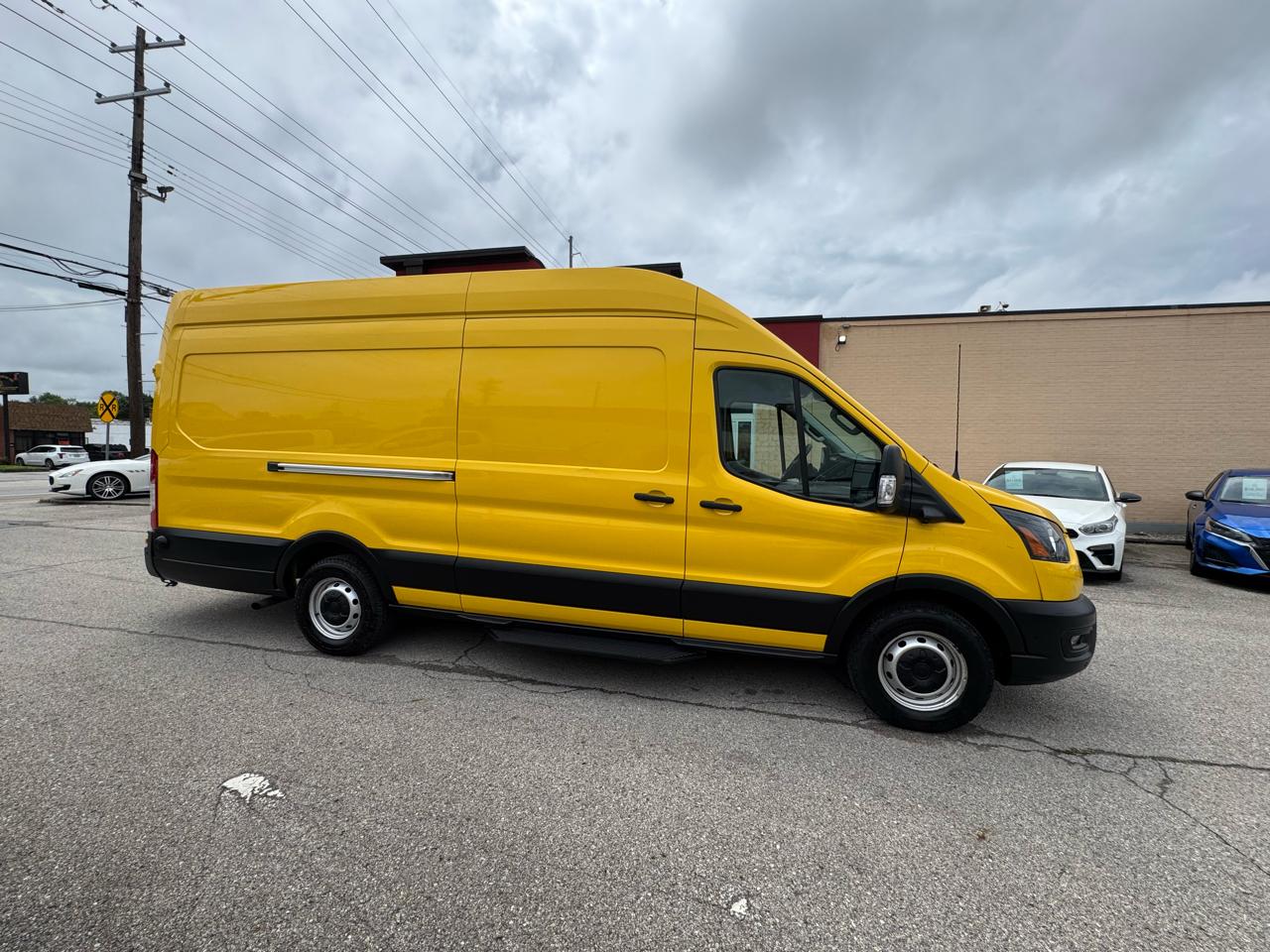 Ford Transit 250 Van High Roof w/Sliding Pass. 148-in. WB EL 2022