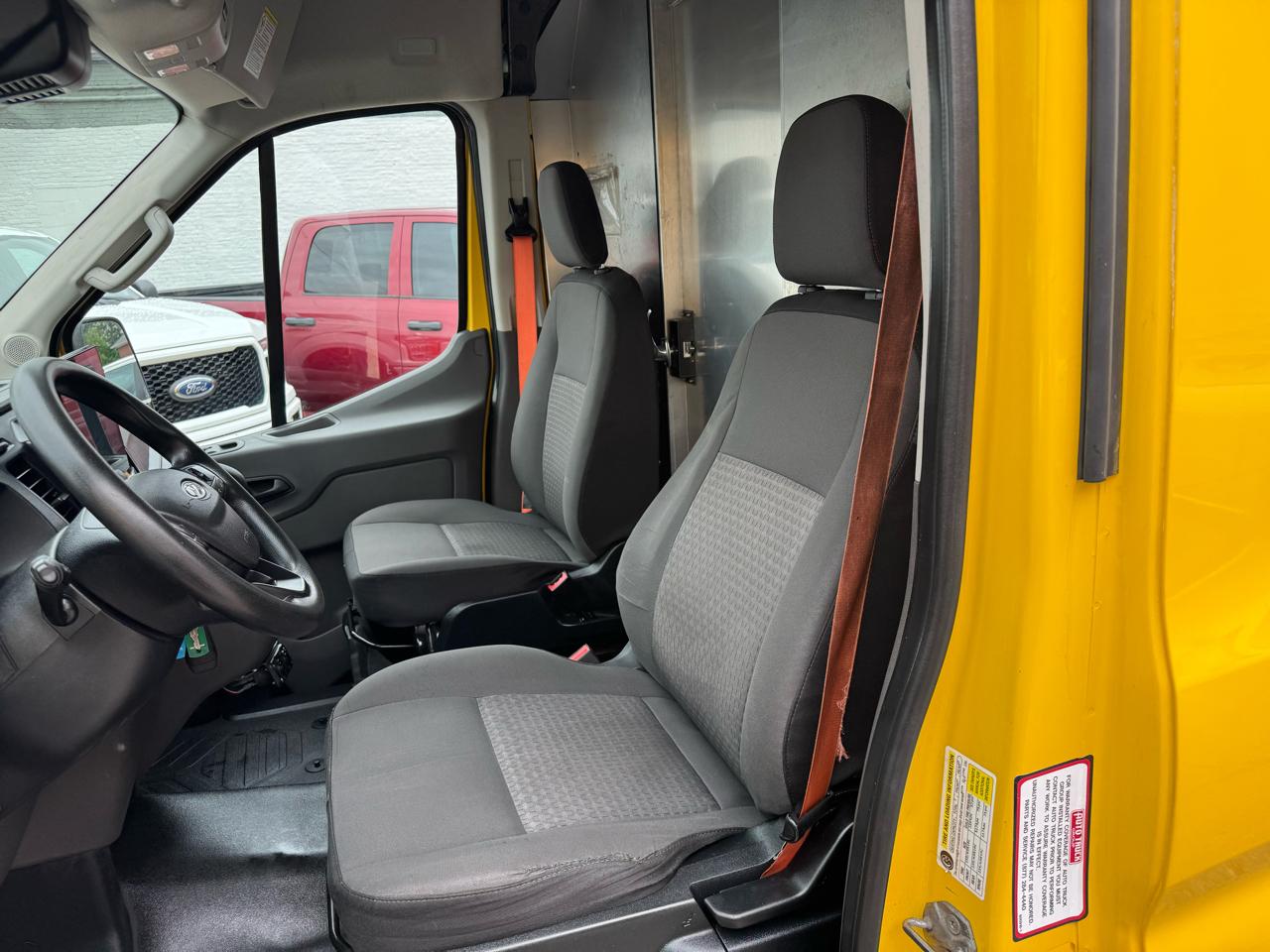 Ford Transit 250 Van High Roof w/Sliding Pass. 148-in. WB EL 2022