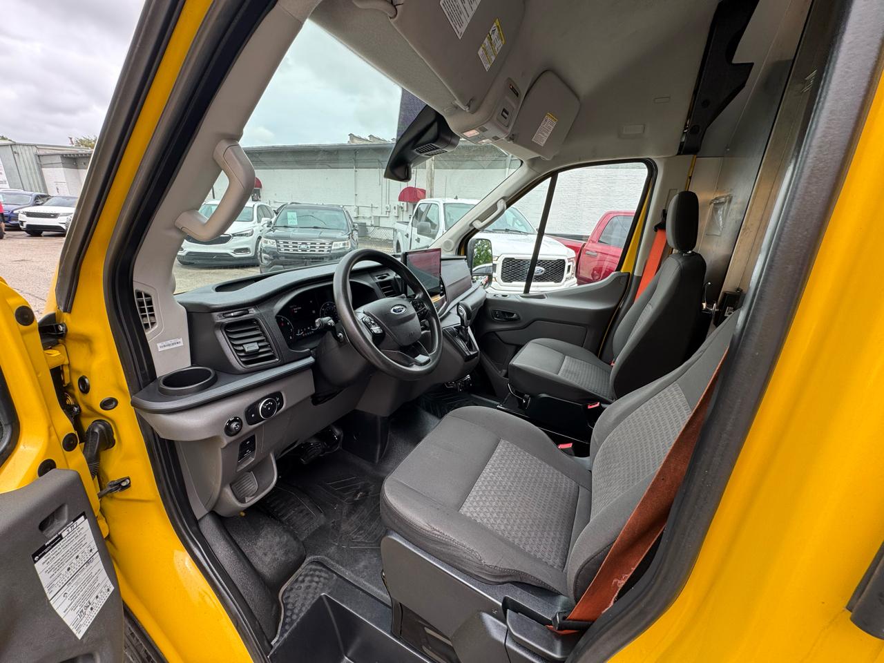 Ford Transit 250 Van High Roof w/Sliding Pass. 148-in. WB EL 2022