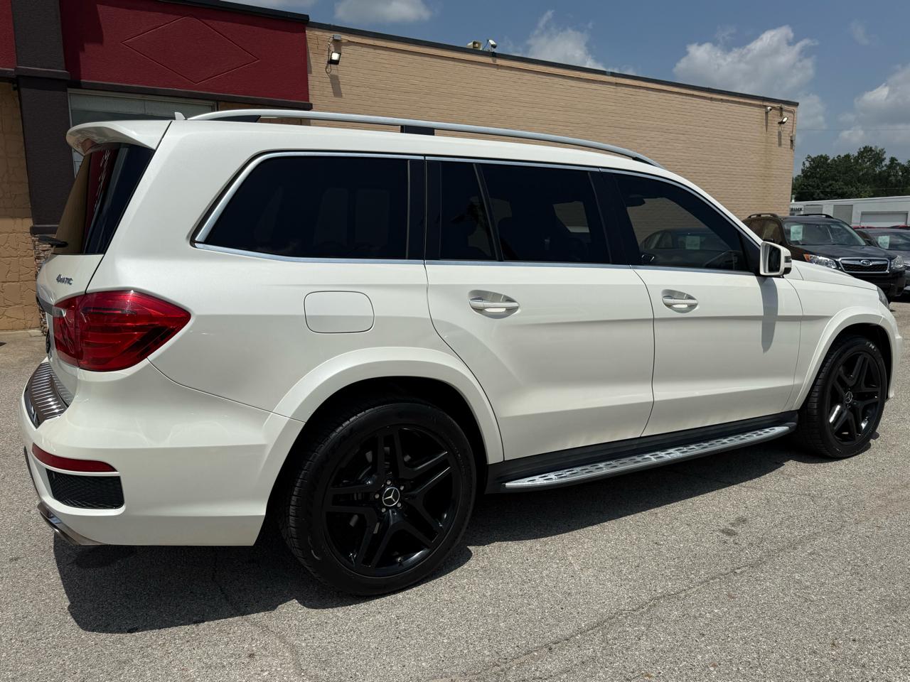 Mercedes-Benz GL-Class GL550 4MATIC 2013