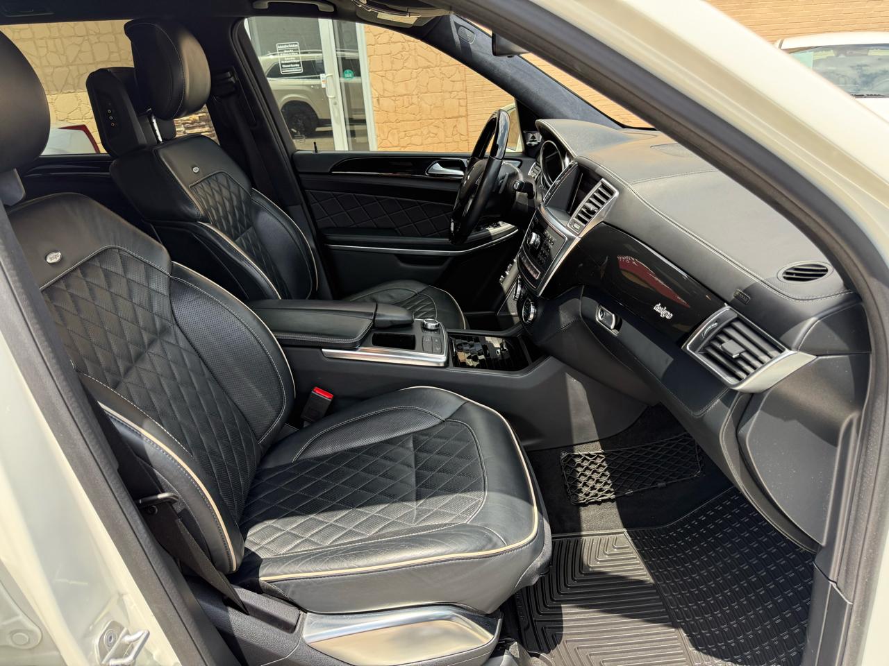Mercedes-Benz GL-Class GL550 4MATIC 2013