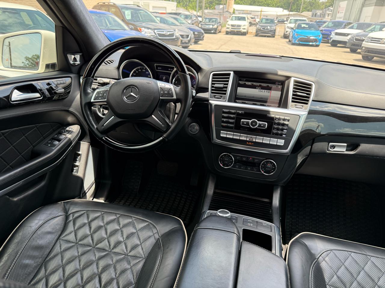 Mercedes-Benz GL-Class GL550 4MATIC 2013