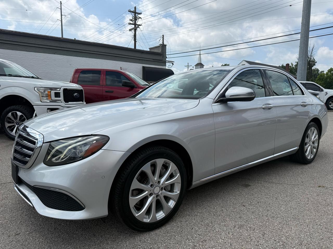 Mercedes-Benz E-Class E300 Luxury 4MATIC Sedan 2017
