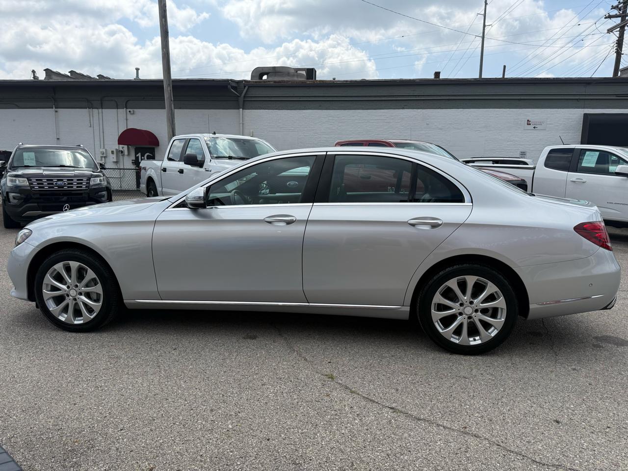 Mercedes-Benz E-Class E300 Luxury 4MATIC Sedan 2017