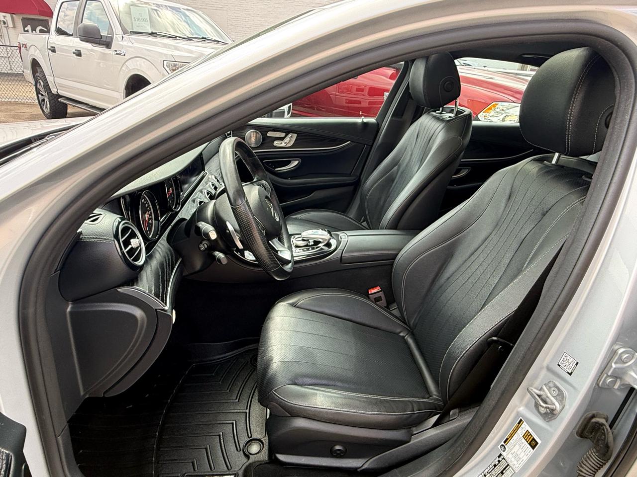 Mercedes-Benz E-Class E300 Luxury 4MATIC Sedan 2017