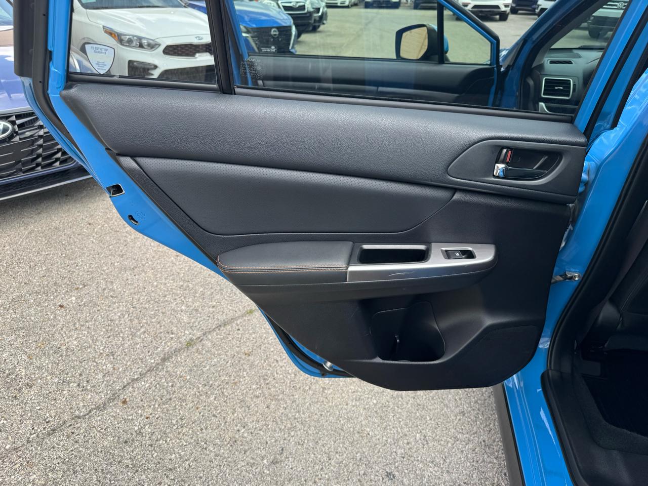 Subaru Crosstrek 2.0i Limited PZEV CVT 2017