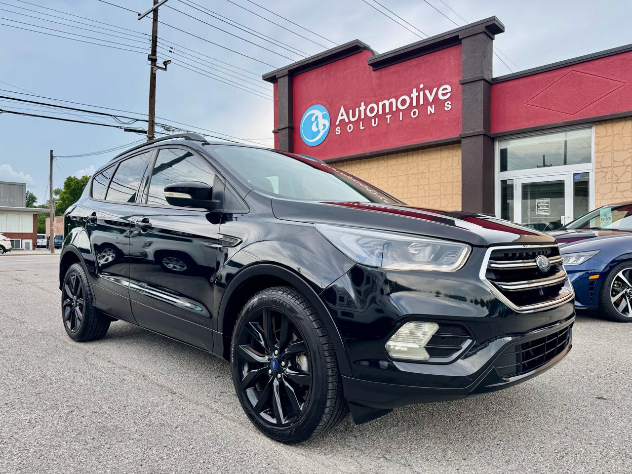 2017 Ford Escape Titanium FWD
